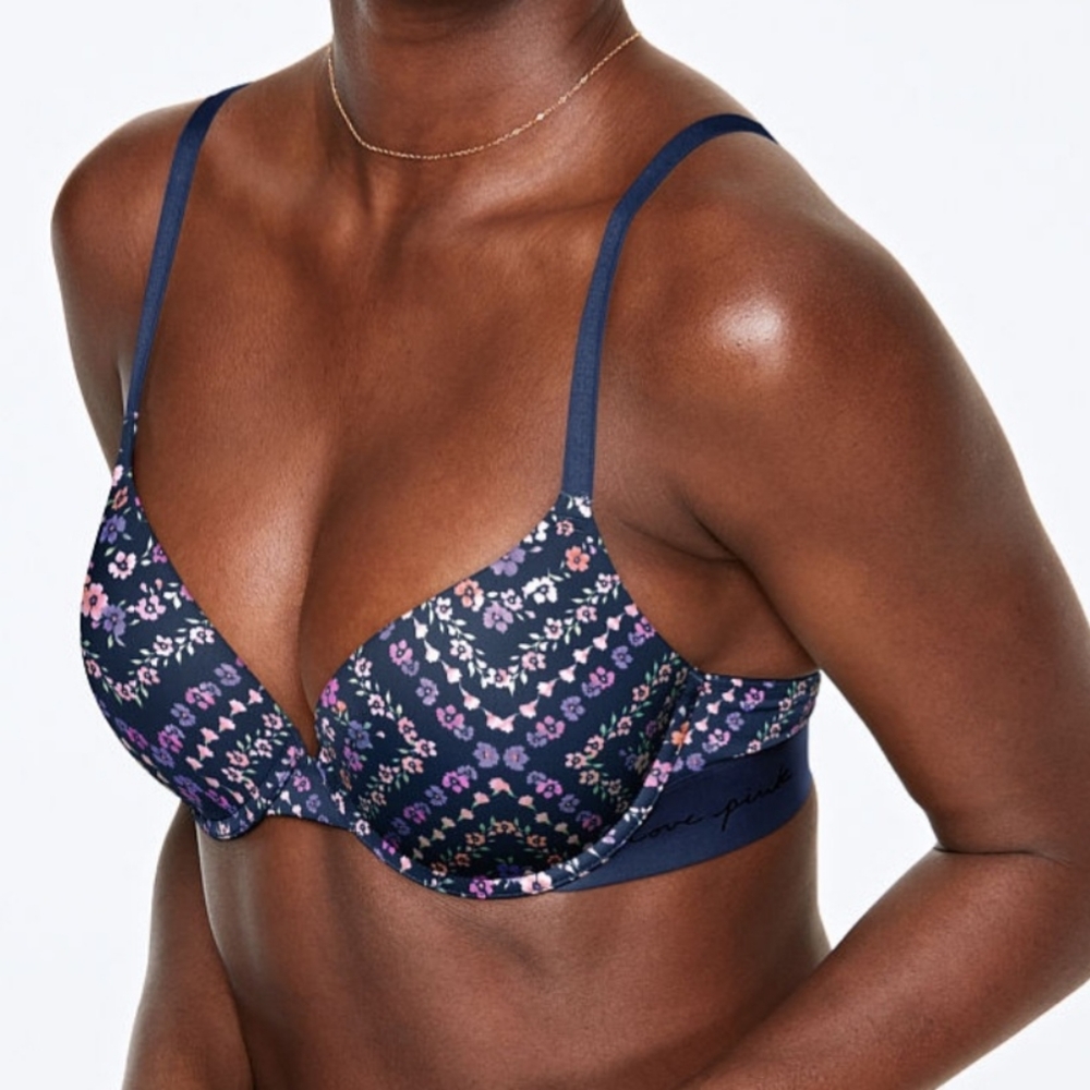 PINK  WEAR EVERYWHERE LACE PUSH-UP BRA 34 A